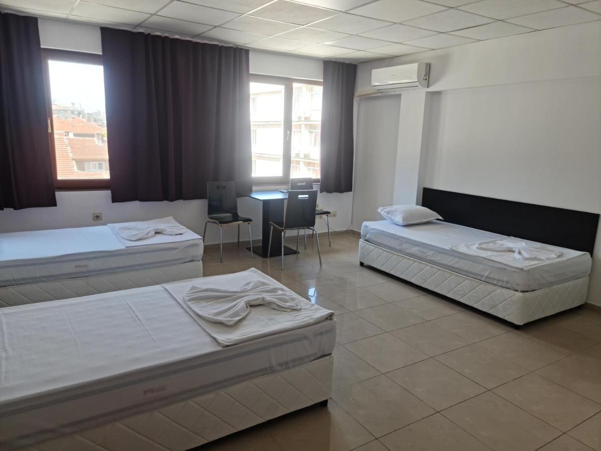 Стаи За Гости Хан Крум Burgas City Exterior foto